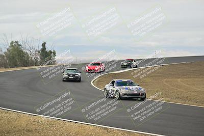 media/Jan-26-2025-CalClub SCCA (Sun) [[cfcea7df88]]/Group 1/Race/